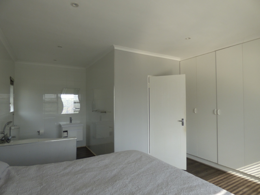 4 Bedroom Property for Sale in West Bank Eastern Cape
